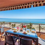 797 - Piso Con Espectaculares Vistas En Primera Linea De Playa * Τορρεμολίνος
