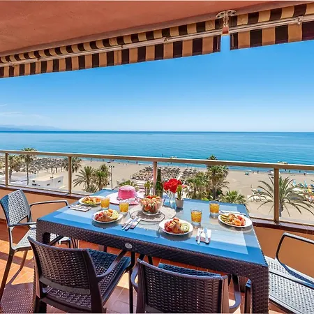 797 - Piso Con Espectaculares Vistas En Primera Linea De Playa * Torremolinos