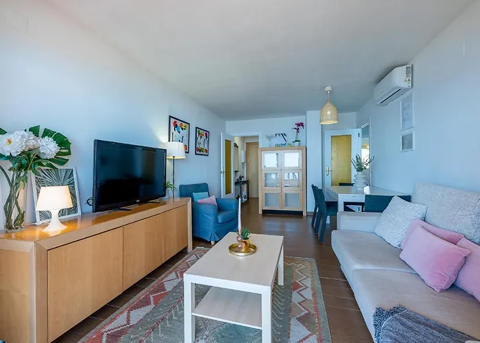 797 - Piso Con Espectaculares Vistas En Primera Linea De Playa * Torremolinos