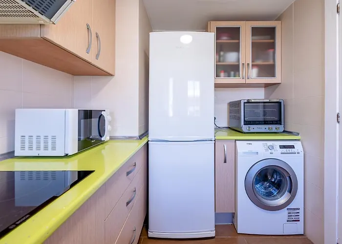 797 - Piso Con Espectaculares Vistas En Primera Linea De Playa